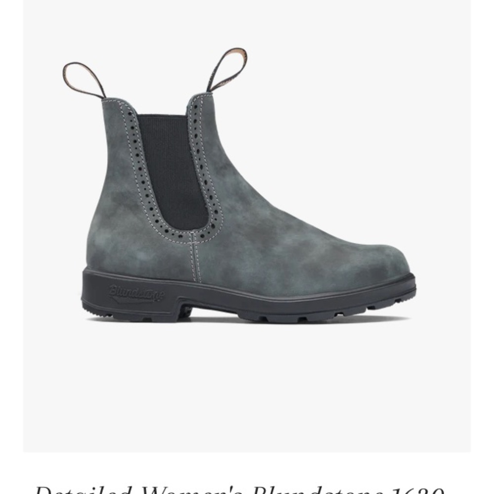 Like new Blundstones